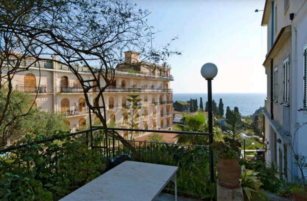 Villa Moschella تاورمينا المظهر الخارجي الصورة